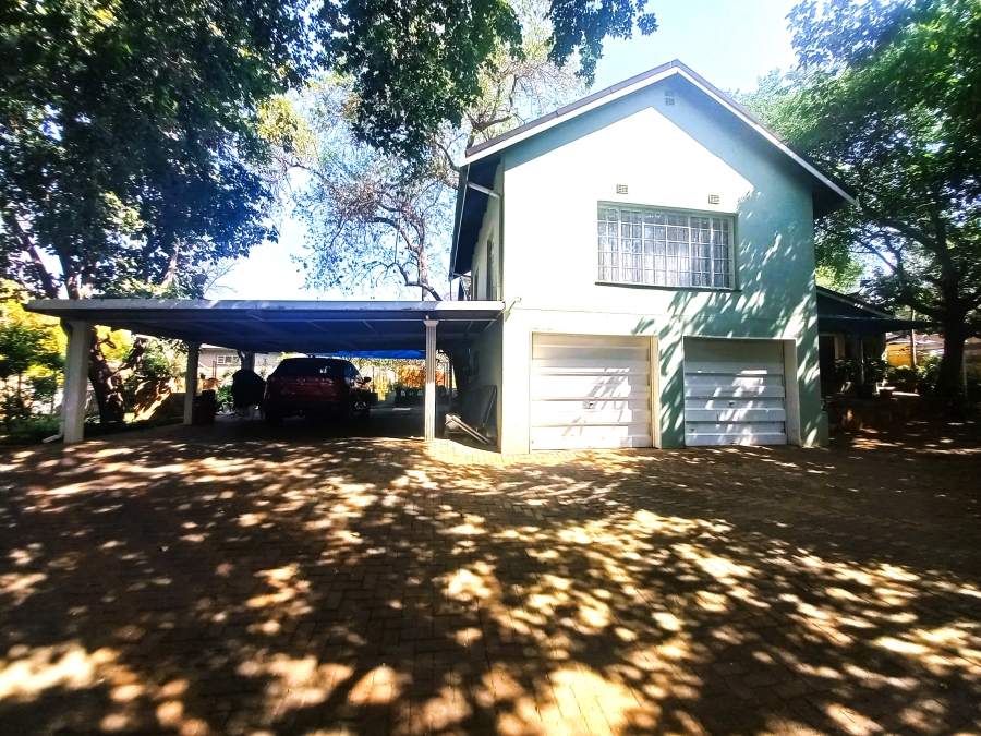 4 Bedroom Property for Sale in Protea Park North West